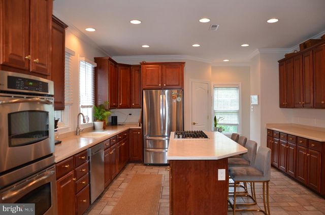 13813 GOLDEN FIELDS CT, Darnestown, MD 20878