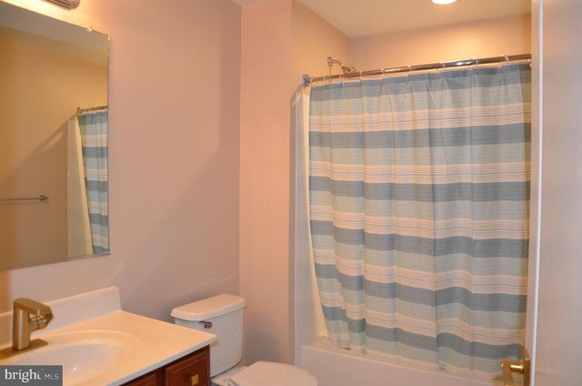 13813 GOLDEN FIELDS CT, Darnestown, MD 20878