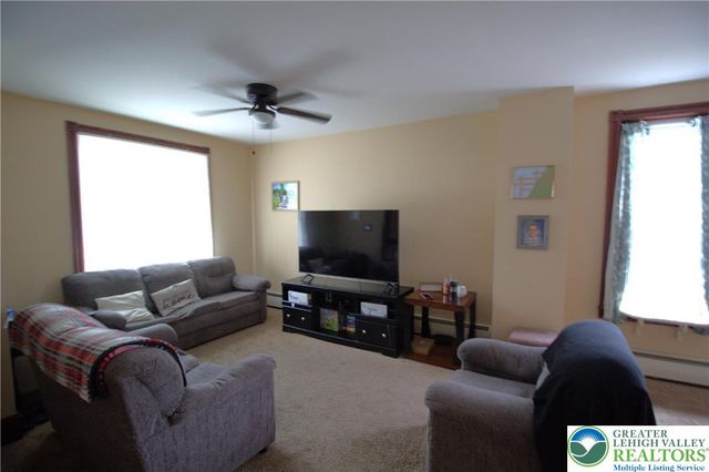 233 North Warren Street, Orwigsburg, PA 17961