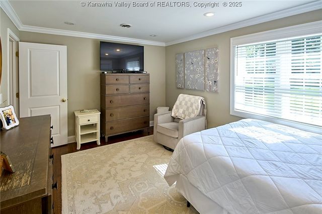 140 Abney Circle, Charleston, WV 25314