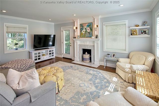 140 Abney Circle, Charleston, WV 25314