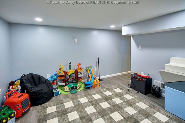 140 Abney Circle, Charleston, WV 25314