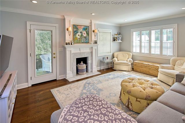 140 Abney Circle, Charleston, WV 25314