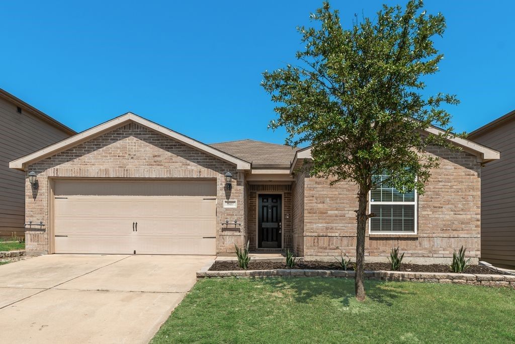 1807 Douglas Street, Howe, TX 75459
