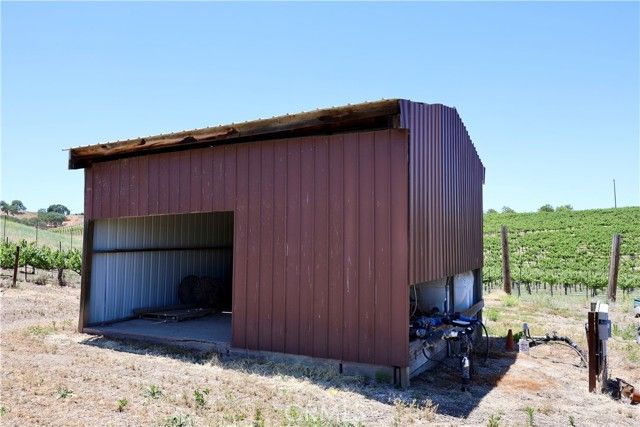 5575 El Pomar Drive, Templeton, CA 93465