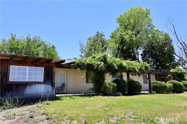 5575 El Pomar Drive, Templeton, CA 93465