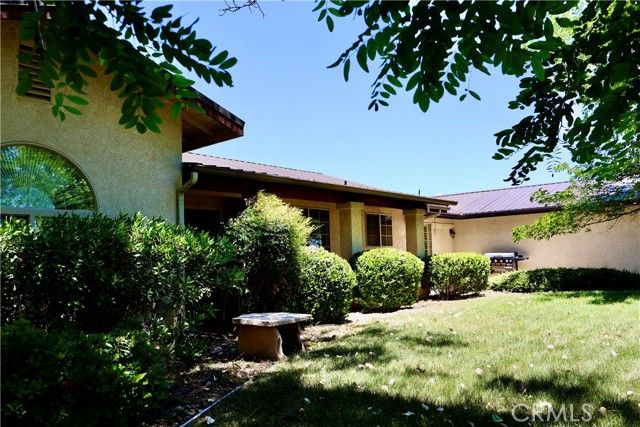 5575 El Pomar Drive, Templeton, CA 93465