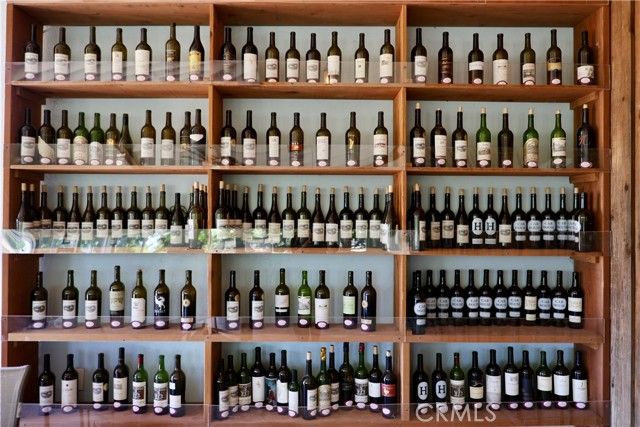 5575 El Pomar Drive, Templeton, CA 93465