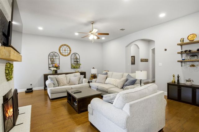 11816 Elko Lane, Fort Worth, TX 76108