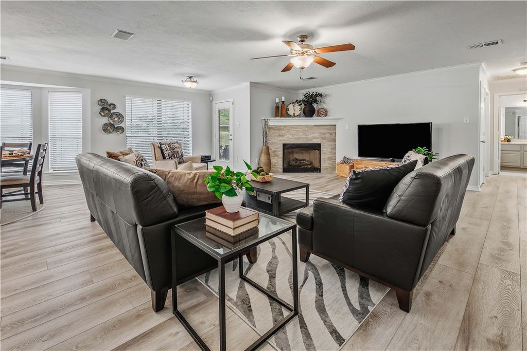1214 Martinsville Lane, College Station, TX 77845 — photo 4