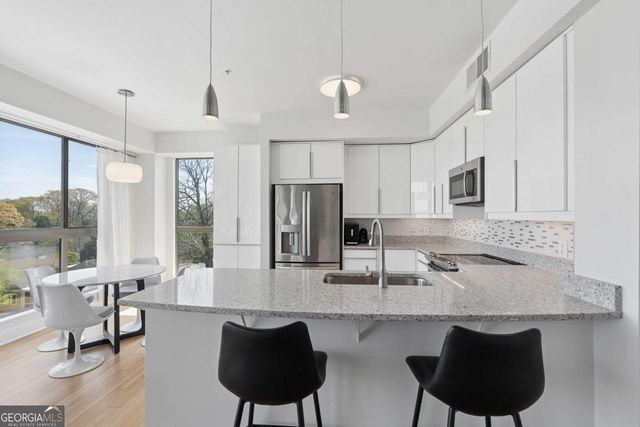 563 Memorial Drive SE 501, Atlanta, GA 30312