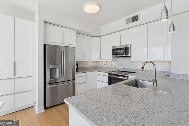 563 Memorial Drive SE 501, Atlanta, GA 30312