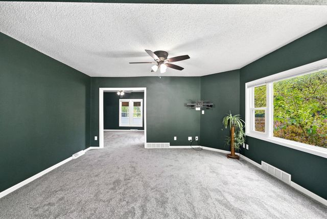 504 Walnut Street, Cedar Falls, IA 50613