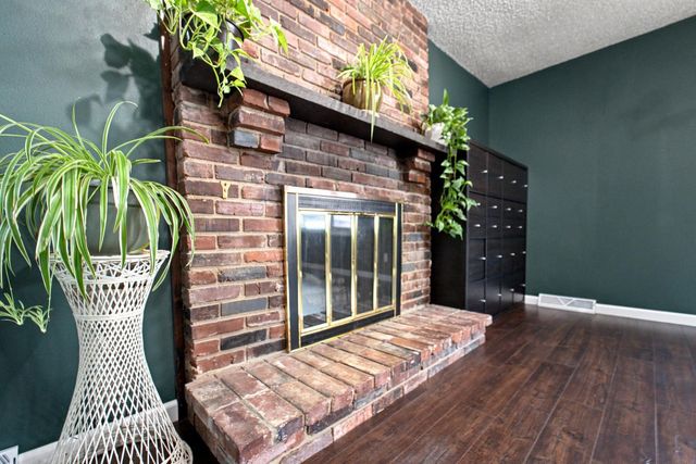 504 Walnut Street, Cedar Falls, IA 50613