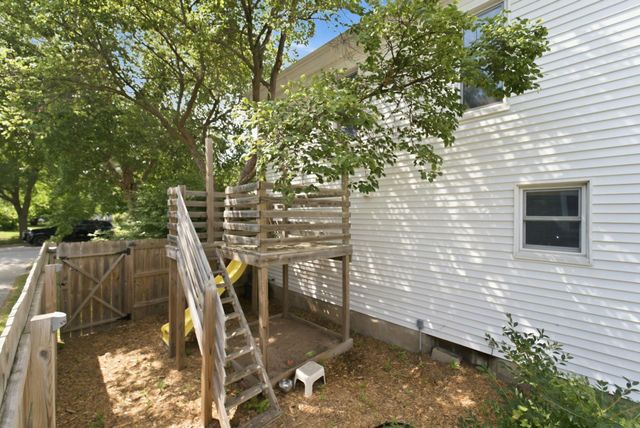 504 Walnut Street, Cedar Falls, IA 50613