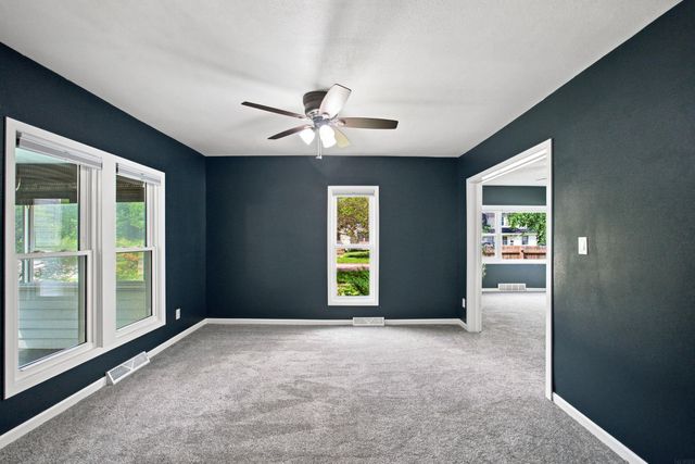 504 Walnut Street, Cedar Falls, IA 50613