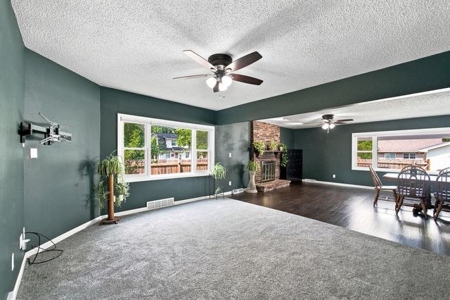 504 Walnut Street, Cedar Falls, IA 50613