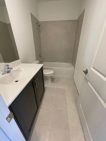 2634 SE 11th Ct 2634, Homestead, FL 33035