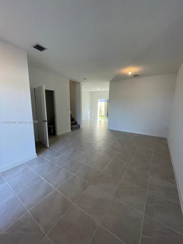 2634 SE 11th Ct 2634, Homestead, FL 33035
