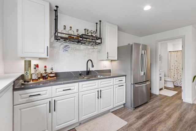 17330 70th Court N, Maple Grove, MN 55311
