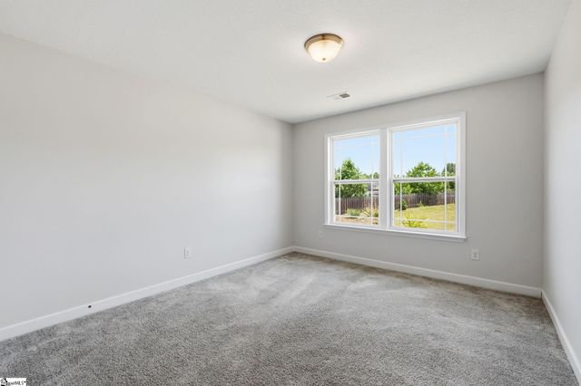 502 Foster Place Drive, Inman, SC 29349