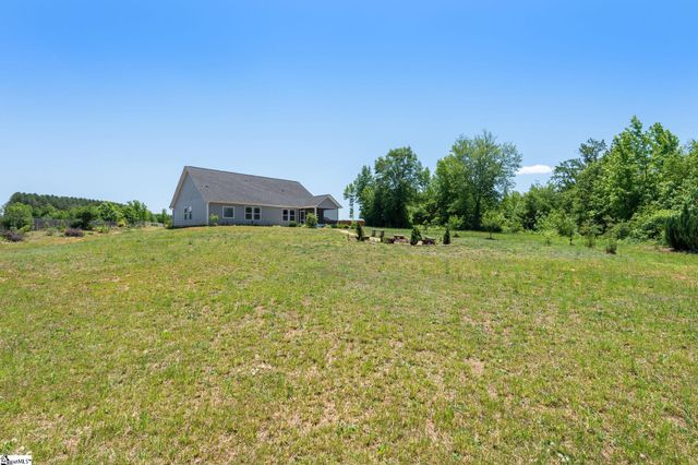 502 Foster Place Drive, Inman, SC 29349