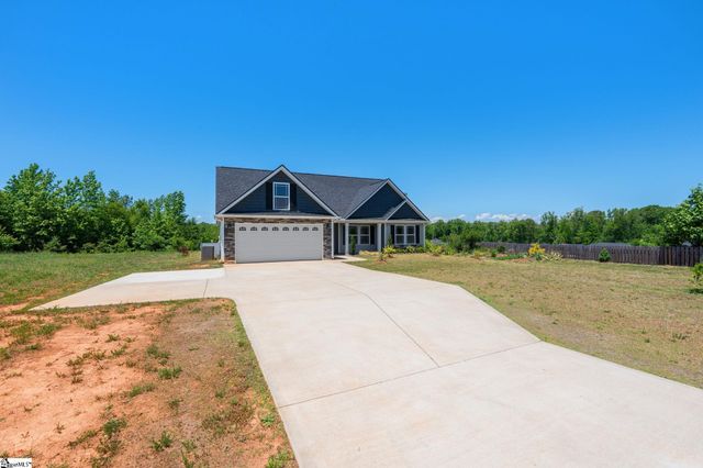 502 Foster Place Drive, Inman, SC 29349