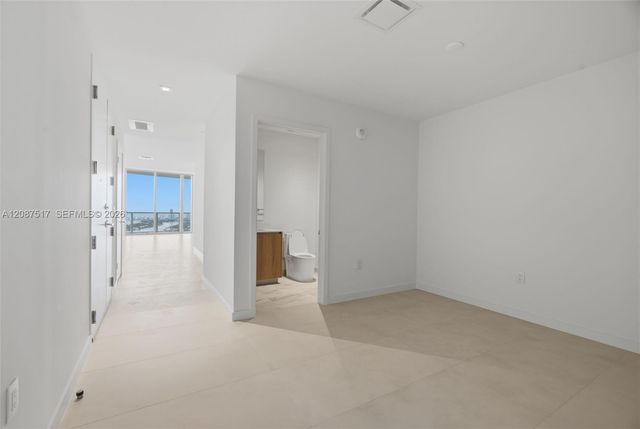 1400 Biscayne Boulevard 4604C, Miami, FL 33132