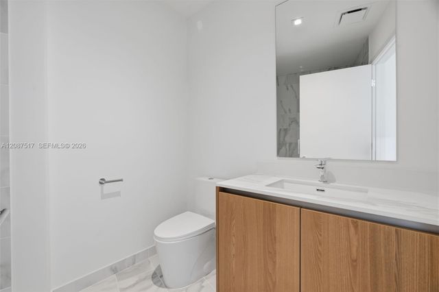 1400 Biscayne Boulevard 4604C, Miami, FL 33132