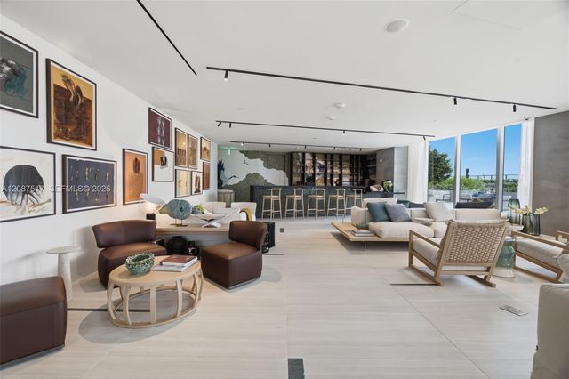 1400 Biscayne Boulevard 4604C, Miami, FL 33132