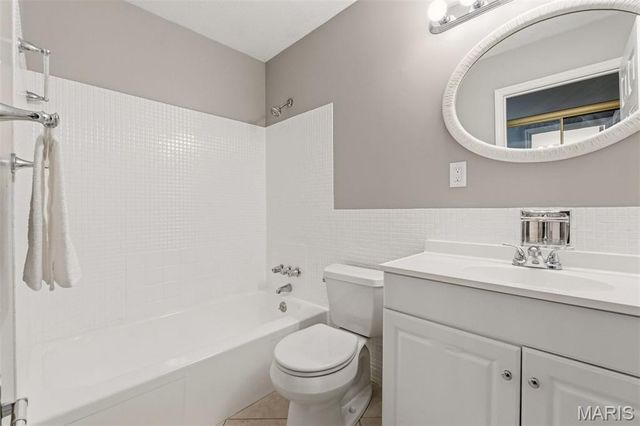 11778 Casa Grande Drive, Creve Coeur, MO 63146