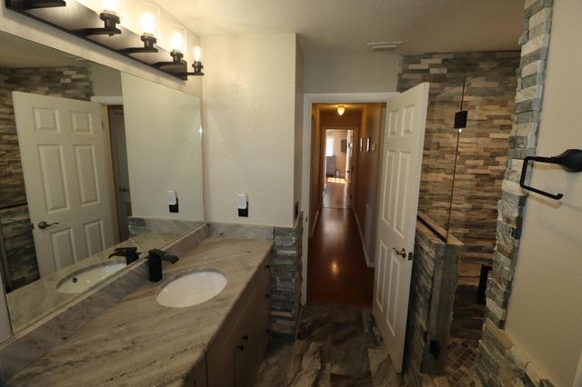 7175 NW 82nd Court, Okeechobee, FL 34972