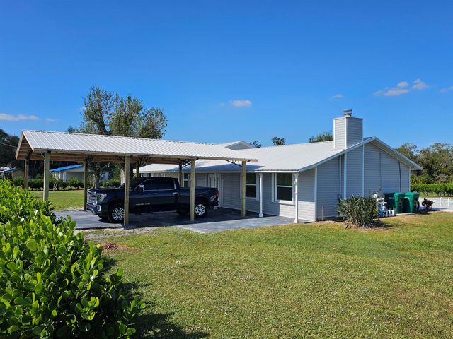 7175 NW 82nd Court, Okeechobee, FL 34972