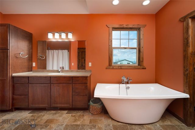 413 Garnet Mountain, Gallatin Gateway, MT 59730