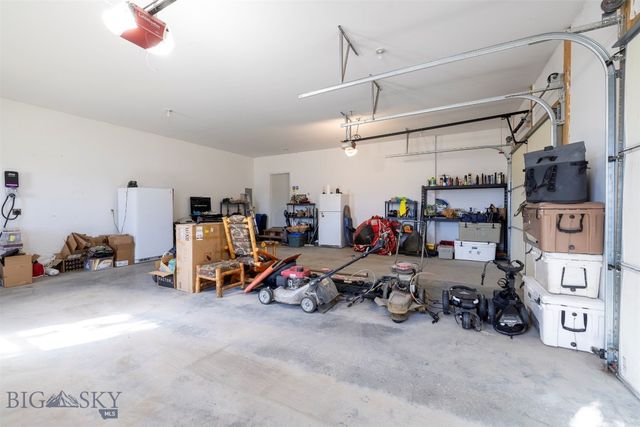 413 Garnet Mountain, Gallatin Gateway, MT 59730