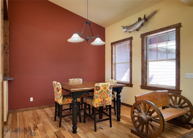 413 Garnet Mountain, Gallatin Gateway, MT 59730