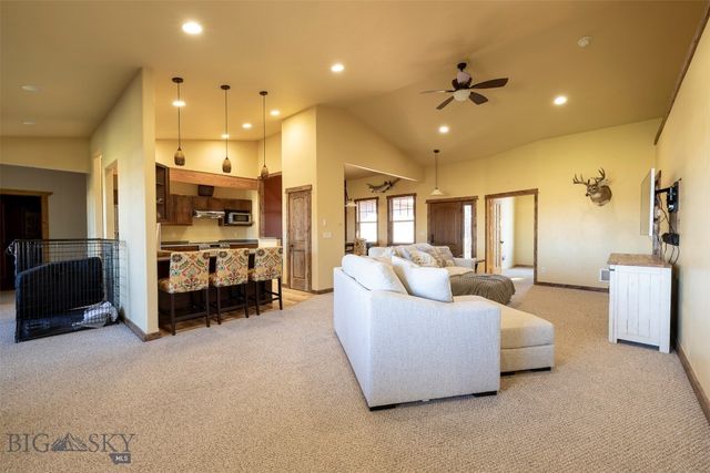 413 Garnet Mountain, Gallatin Gateway, MT 59730