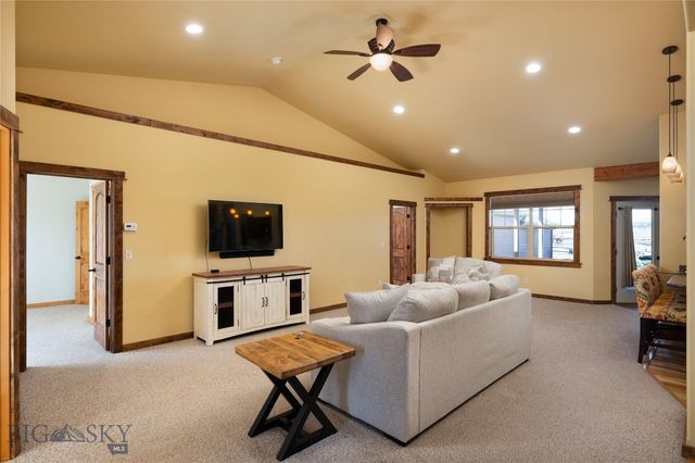 413 Garnet Mountain, Gallatin Gateway, MT 59730