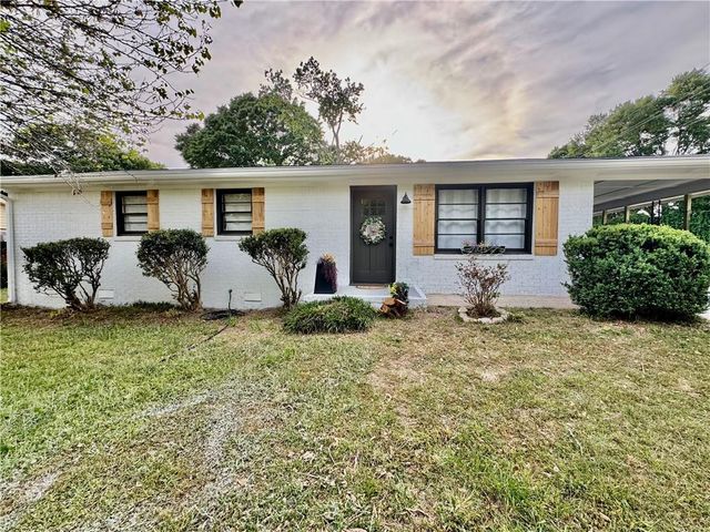 5734 Hill Road, Powder Springs, GA 30127