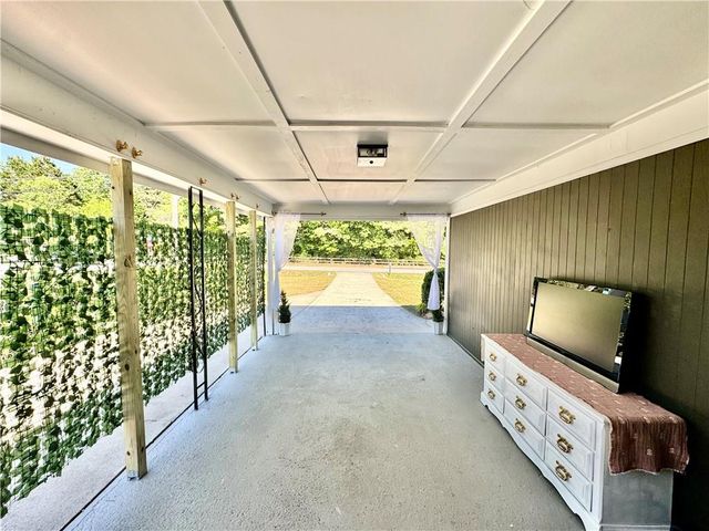 5734 Hill Road, Powder Springs, GA 30127