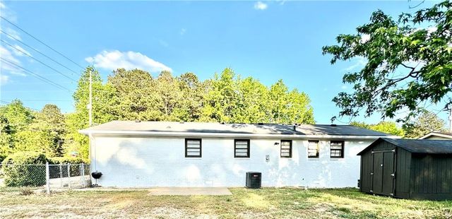5734 Hill Road, Powder Springs, GA 30127