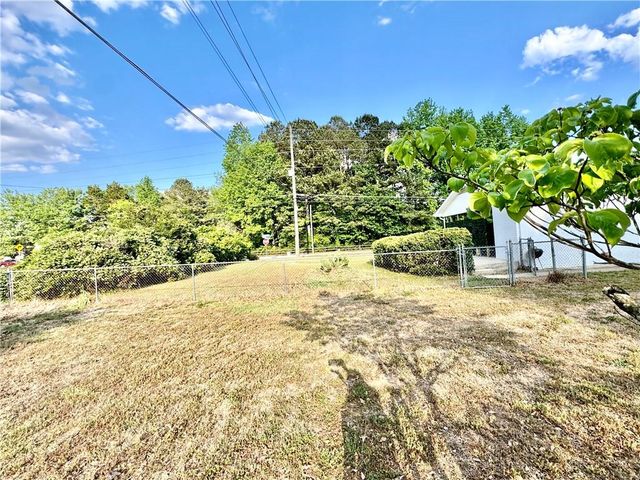 5734 Hill Road, Powder Springs, GA 30127