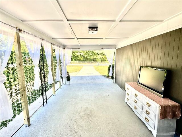 5734 Hill Road, Powder Springs, GA 30127