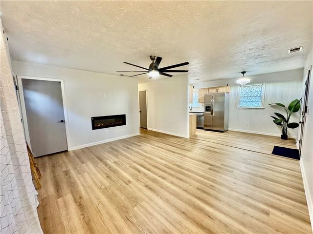 5734 Hill Road, Powder Springs, GA 30127