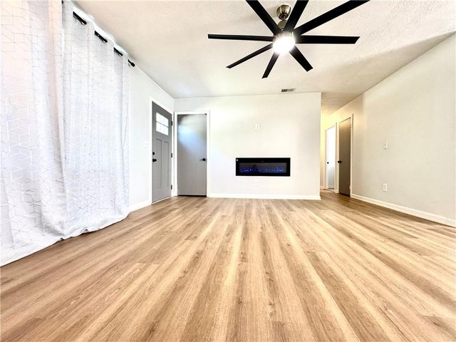 5734 Hill Road, Powder Springs, GA 30127