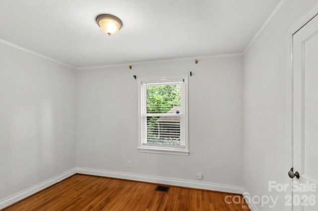 1819 Arnold Drive, Charlotte, NC 28205
