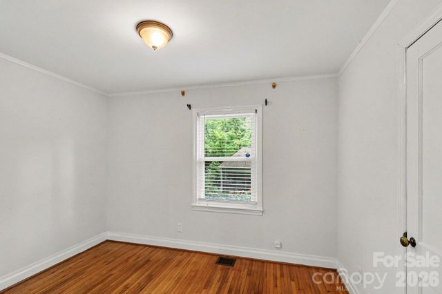 1819 Arnold Drive, Charlotte, NC 28205