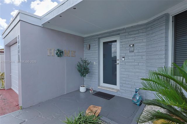 330 W 44th St, Hialeah, FL 33012