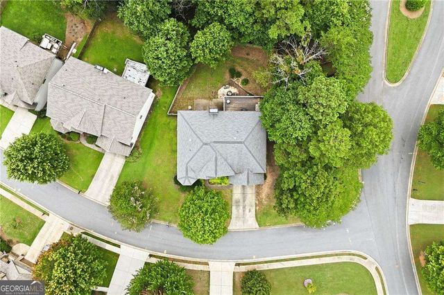 200 White Cloud Run, Canton, GA 30114