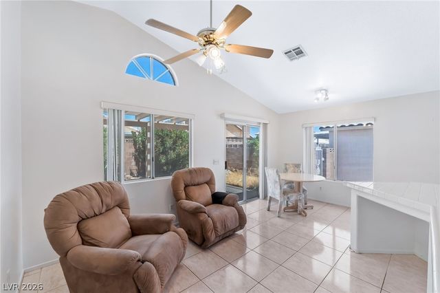 7104 Junction Village Avenue, Las Vegas, NV 89129